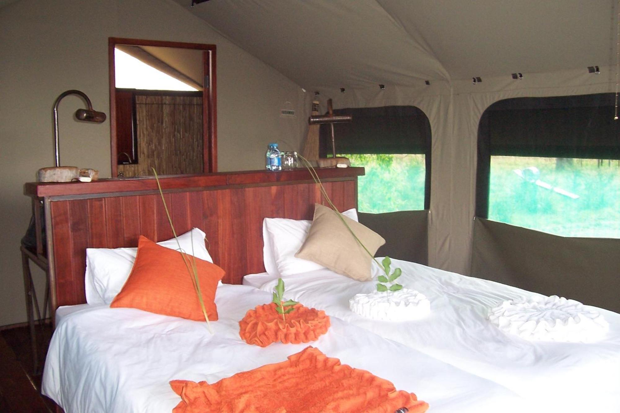 Nkasa Lupala Tented Lodge Sangwali Eksteriør billede