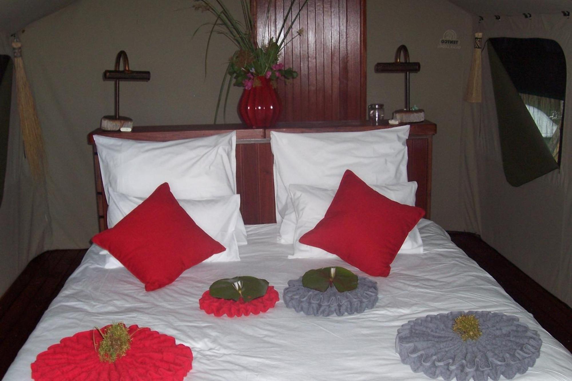 Nkasa Lupala Tented Lodge Sangwali Eksteriør billede